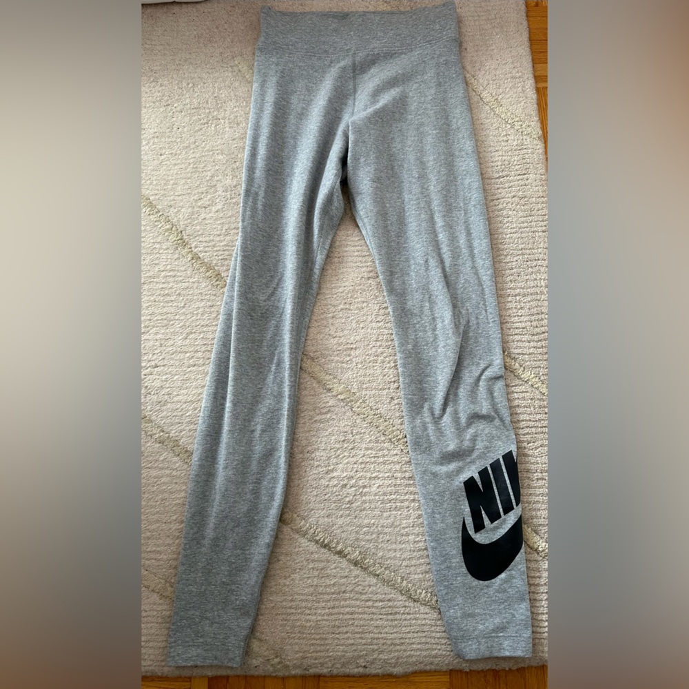 Nike Woman’s Leggings